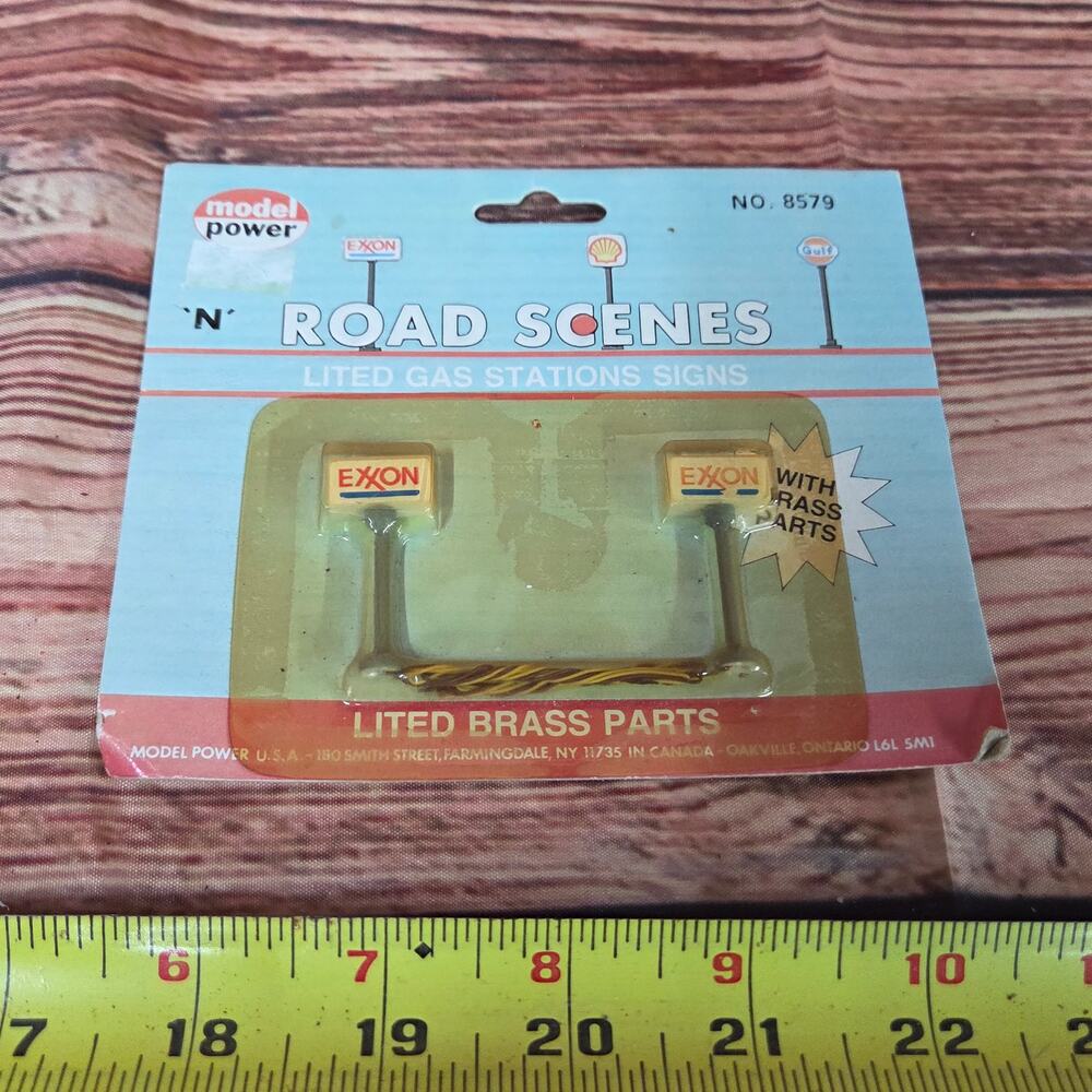 Vintage Model Power Road Scenes Lited Gas Station Signs Exxon N Scale – No. 8579